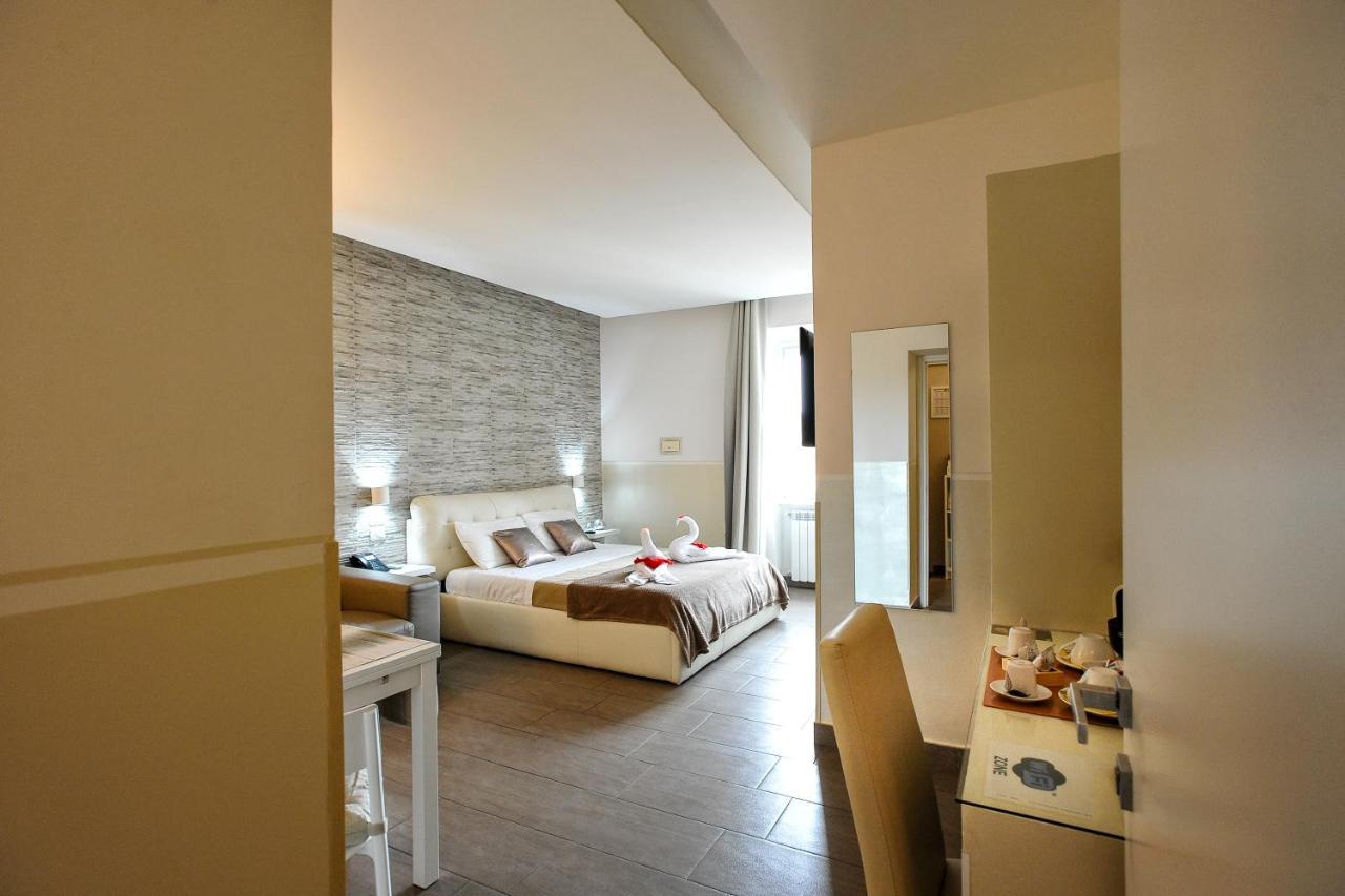 Domus Castroni Pompeo Magno Bed & Breakfast Roma Exterior foto